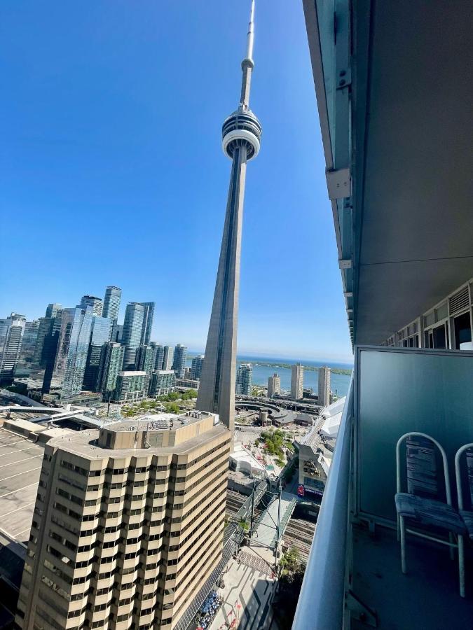 Two Br Two Ba Condo Face To Cn Tower Step To Rogers Centre Toronto Esterno foto